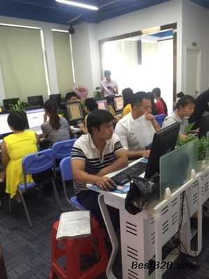 觀瀾田背飛揚電腦培訓與大和電腦速成班 點亮職業道路的計算機技術培訓雙星